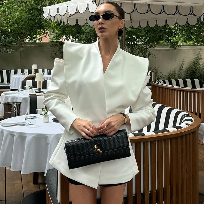 2026 European and American cross-border women's clothing spring and autumn new high-end fashion off-shoulder waist suit white suit jacket