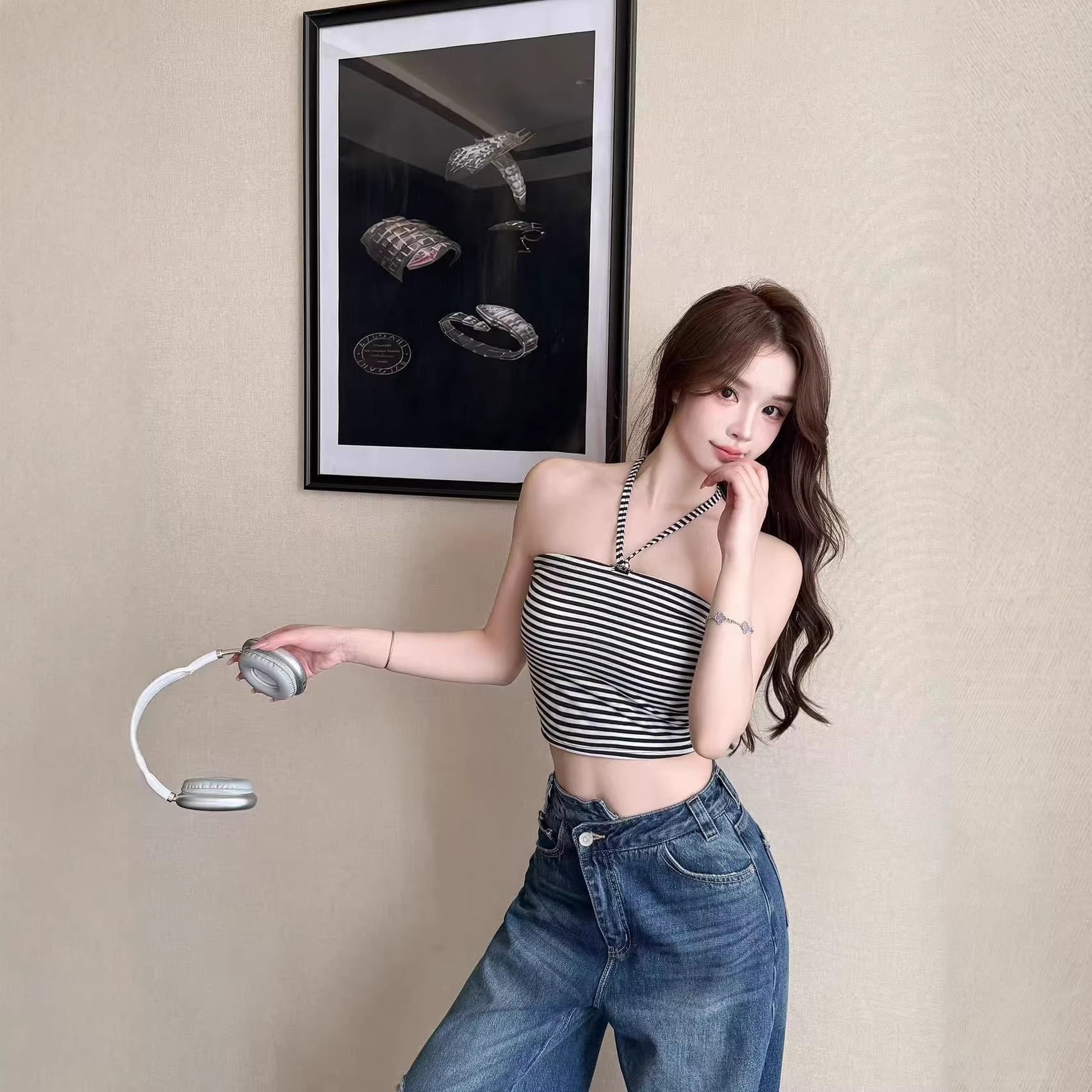 American Retro Hot Girl Sexy Strappy Striped Tube Top Outerwear Women's Short Top with Beautiful Back Summer New Product