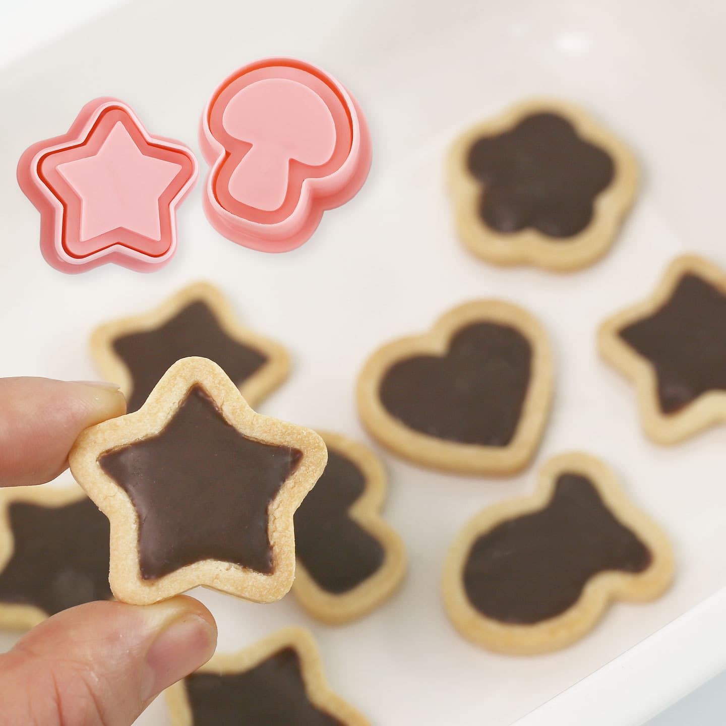 Small star biscuit mold mushroom love five-pointed star jam chocolate sandwich biscuit cutting mold baking tool