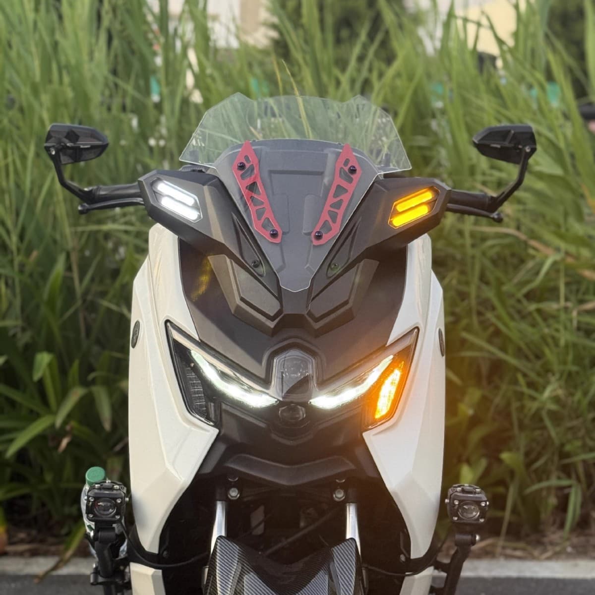 Windshield for 2025 Yamaha NMAX155 Modification, Indonesian Version Windshield XMAX Style Racing Sport Kit