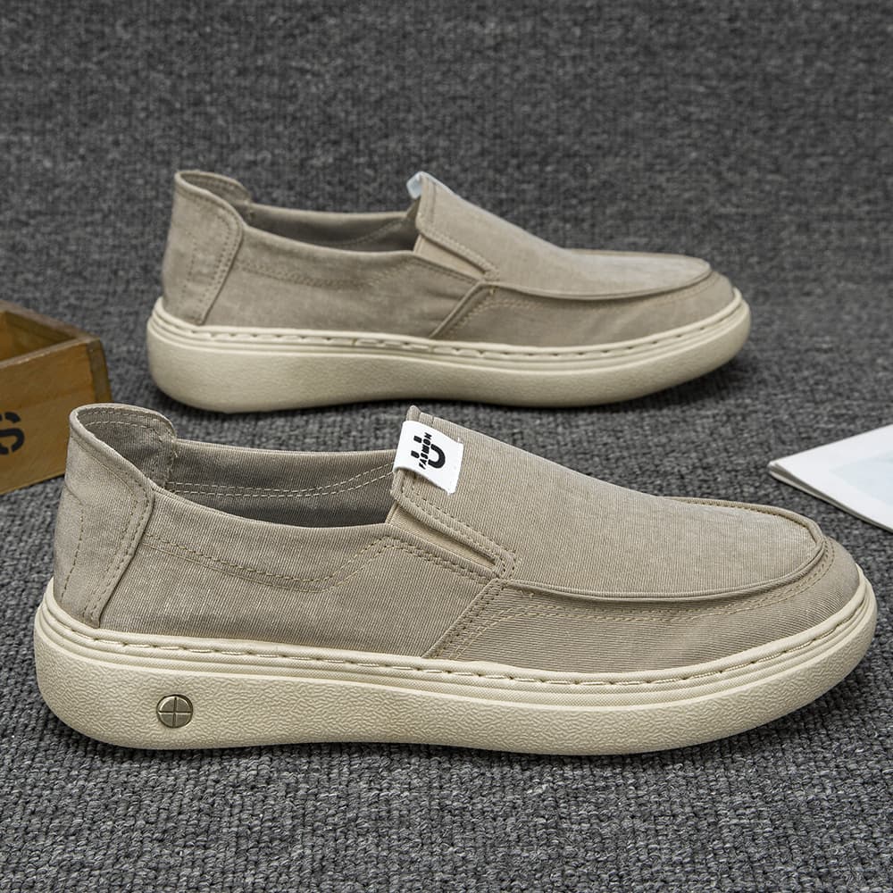 Men's Casual Shoes 2026 New Style Old Beijing Cloth Shoes Men's Breathable Lightweight Slip-On Shoes for Middle-aged and Elderly Dad