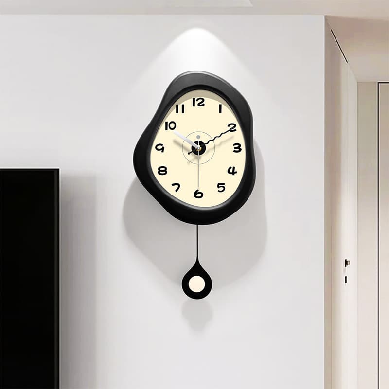 2026 New Style Vintage Wall Clock for Living Room, Home Use, Modern Minimalist High-End Silent Decorative Clock