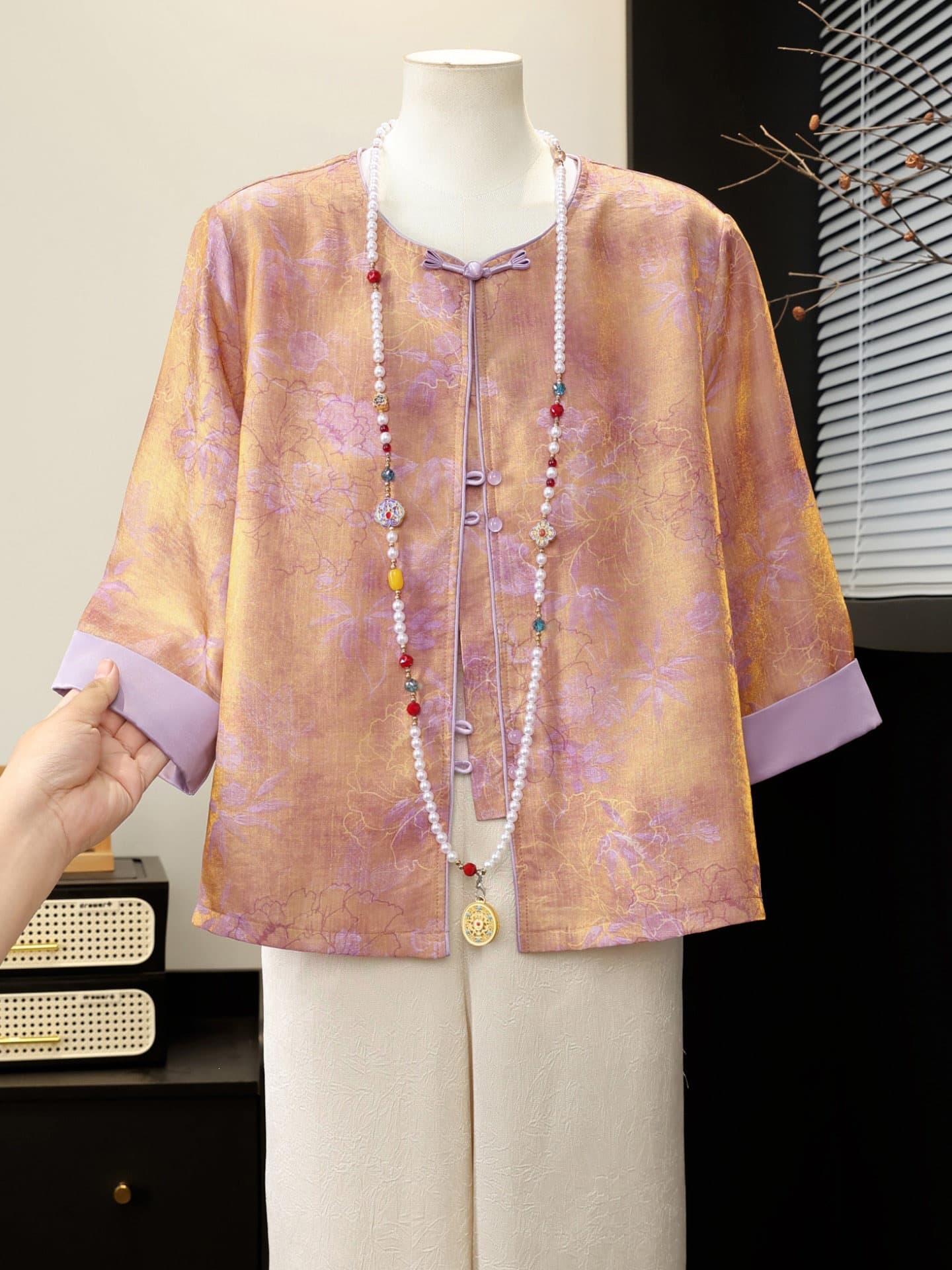 New Chinese style mother's summer shirt, new style middle-aged and elderly women's Mother's Day national style top chiffon shirt suit