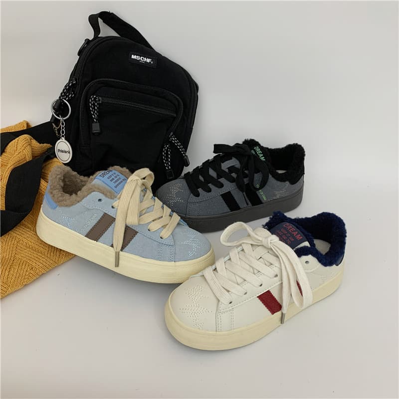 Fleece Lined Skate Shoes Women's Casual Shoes 2024 Winter New Versatile Ins Niche Warm Outdoor Cotton Shoes Yuanbo 5017