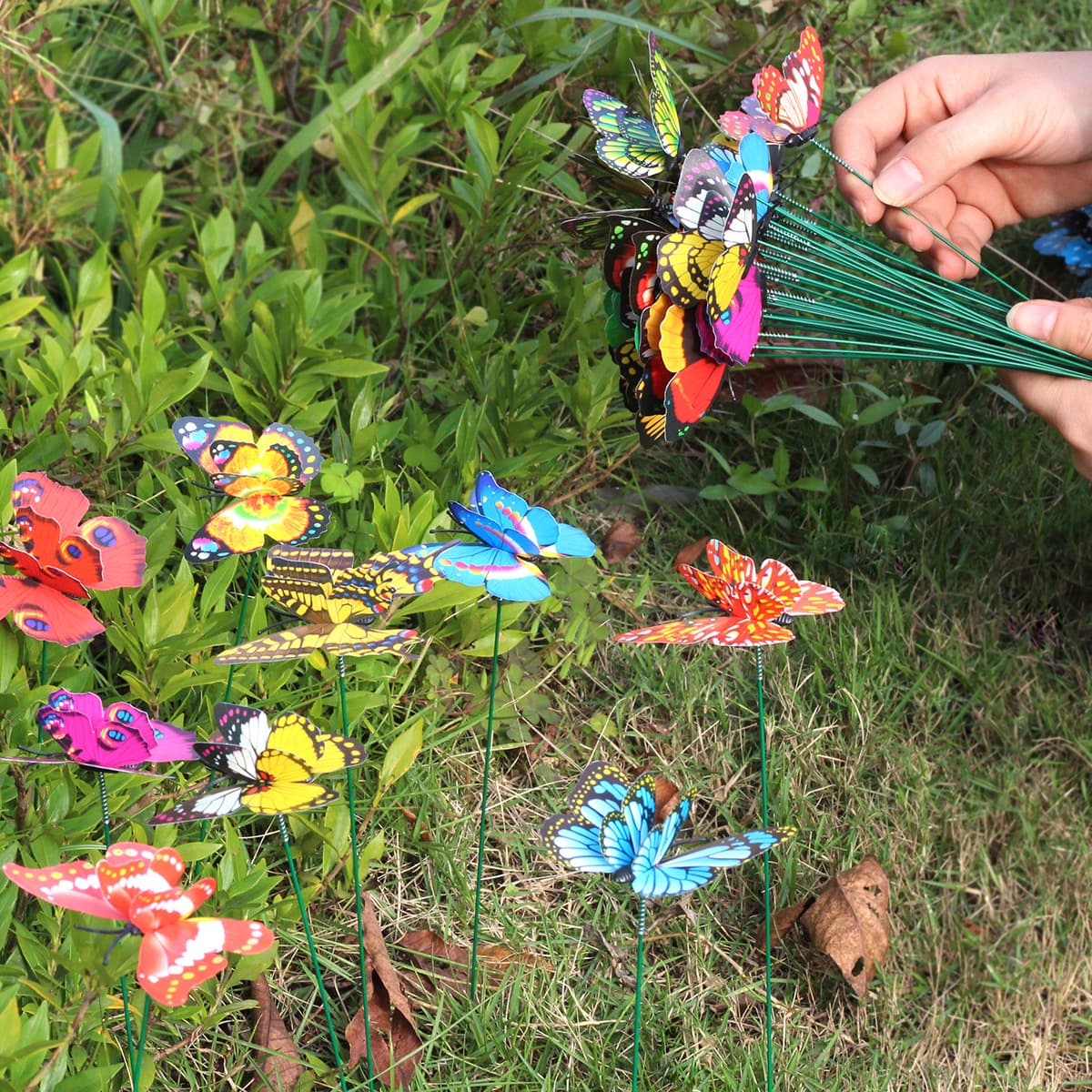 3D Simulation Butterfly Stakes, Mixed Colors Double-layer Plastic Garden Decor for Creative Venue Arrangements