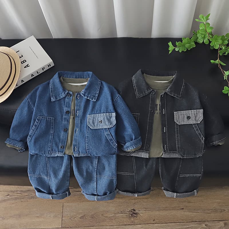 2026 Autumn and Winter New 0-5 Years Old Boys Suit Wholesale Small and Medium-sized Children Denim Jacket Big Pocket Three-piece Suit
