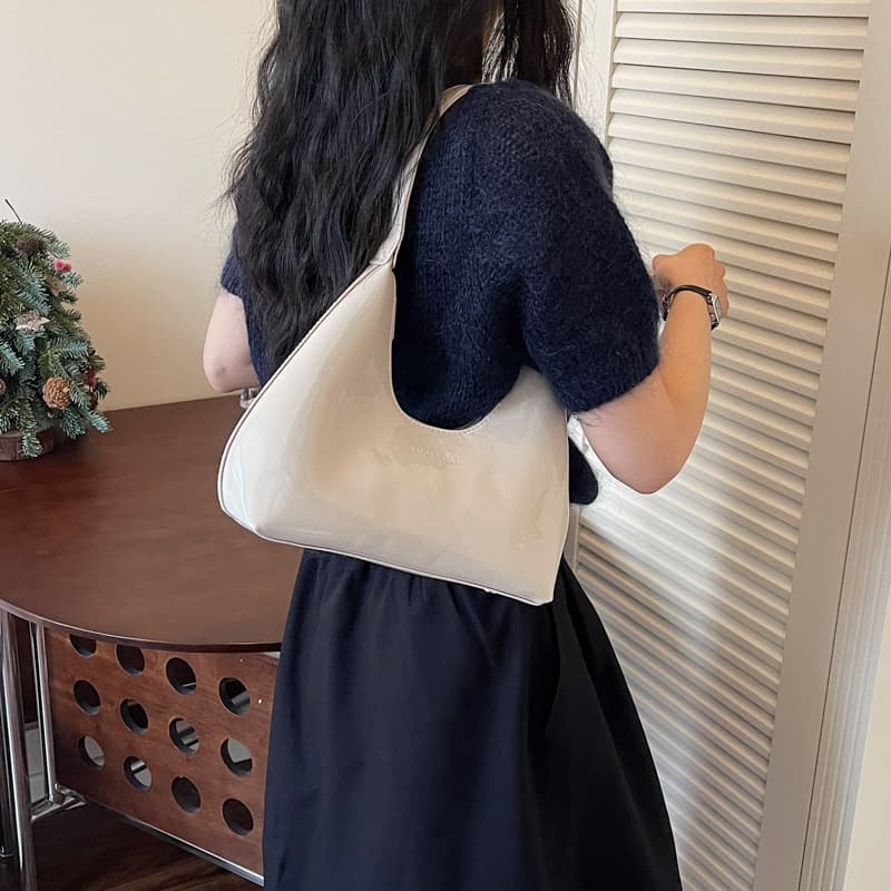 Super hot color underarm bag for women, new summer French style niche dumpling bag, high-end cross-border delivery women's shoulder bag
