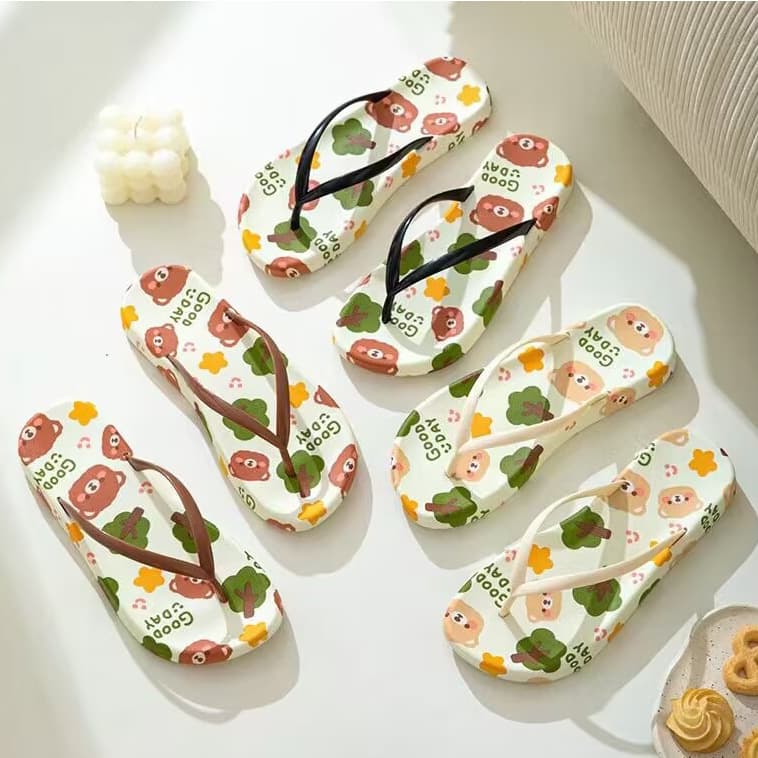 Xinzhili Flip Flops Summer Women Graffiti Cartoon Bear Casual Flat Student Simple Beach Sandals