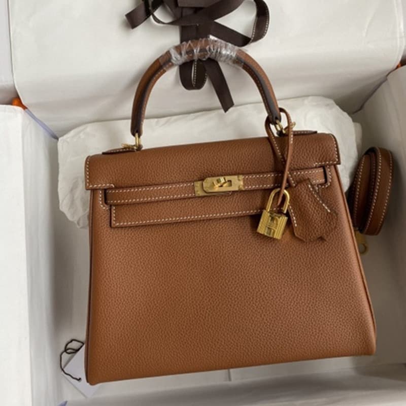 2025 new first-layer second-generation Kelly bag, fashionable one-shoulder portable pebbled cowhide casual lock-style small square bag