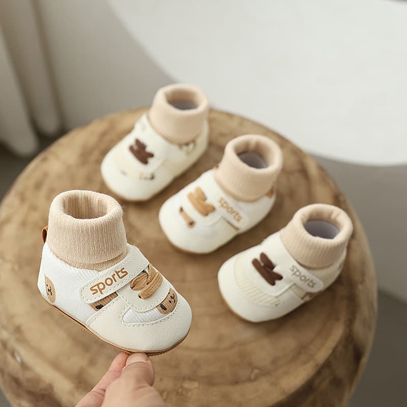 Winter Baby Shoe Socks for 0-1 Year Old Unisex, New Cartoon Soft Rubber Sole, Fleece-Lined and Thickened Warm Shoe Socks