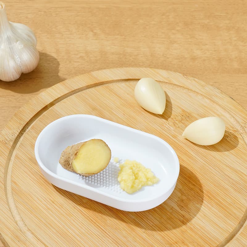 Ginger and Garlic Grinder, Ginger Paste and Garlic Paste Tool, Yam Puree Grater, Household Baby Food Fruit Puree Manual Grinder