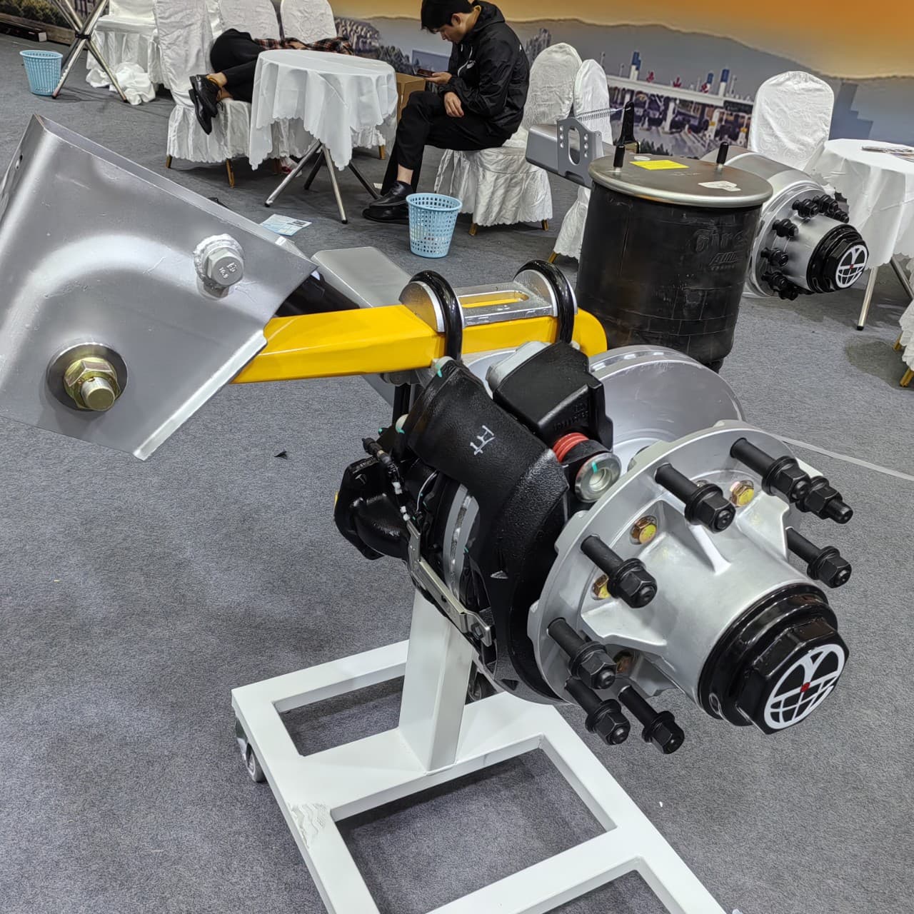 Trailer parts: leaf springs, climbing ladders, air suspension springs, spring steel plates