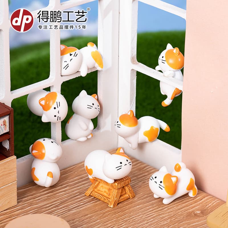 Micro-landscape creative cute wall-mounted kitten DIY baby house decoration accessories desktop car orange cat small ornaments