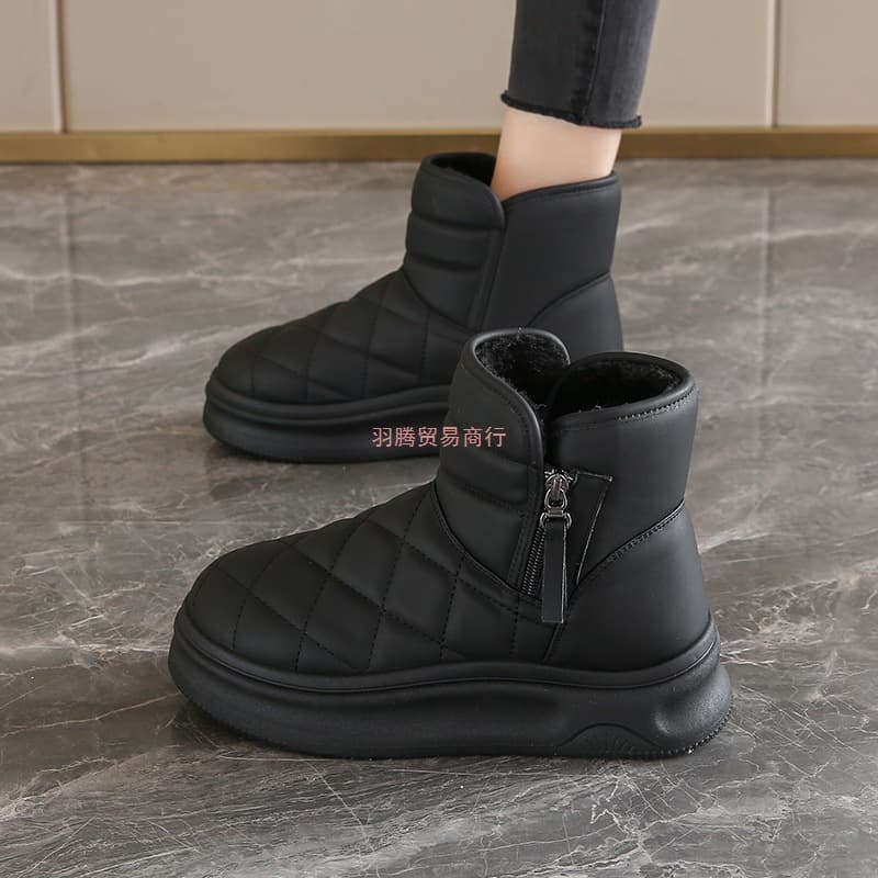 Women's Shearling Snow Boots 2025 New Winter Style with Fleece Lining, Thickened Cotton Boots, Harbin Slip-Resistant Waterproof Cotton Shoes