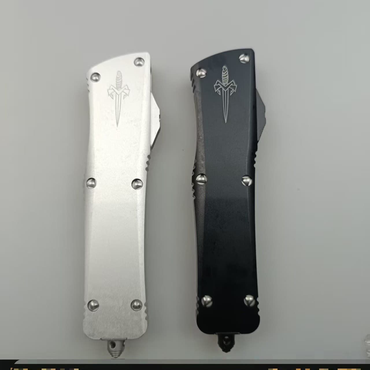 Microtech Aluminum Handle Sheath Large Dragon OTF Knife Case Big Sword Logo Handle Microtech