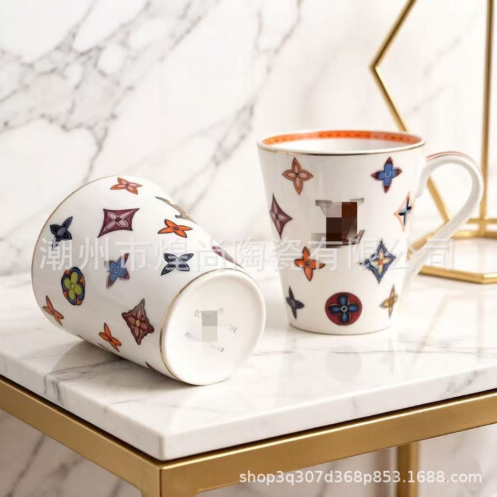 European Luxury Bone China Mug, Large Capacity Water Cup, Couple Set, High-End Coffee Cup with Saucer Gift Box