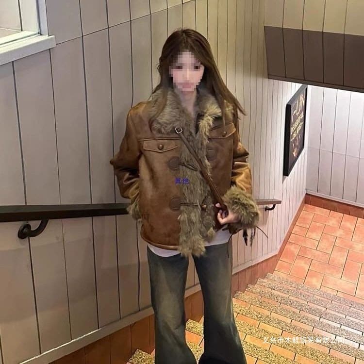 Maillard vintage distressed plush patchwork coat, new autumn and winter style, warm brown leather coat, cotton-padded jacket.