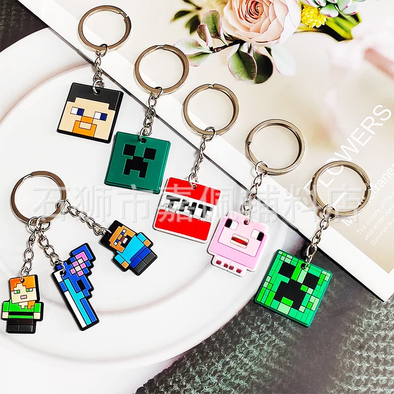 Creative Shoe Charm Minecraft Keychain PVC Soft Rubber Keychain Backpack Keychain Key Ring Pendant
