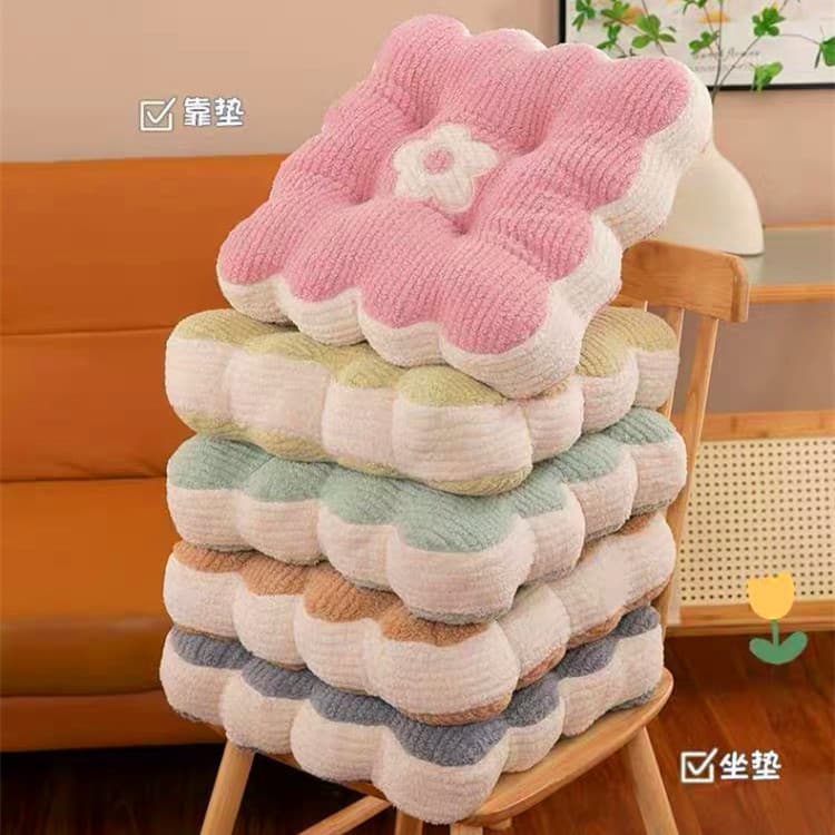 All-Season Thickened Student Chair Cushion, Office Sofa Soft Plush Pad, Biscuit Flower Bud Seat Cushion