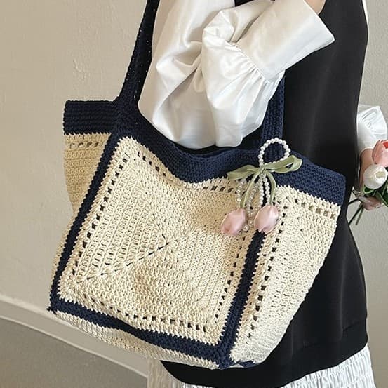 Foreign trade ethnic style mixed color handmade crochet bag 2026 summer fashion women's bag vacation bag large capacity shaped bag
