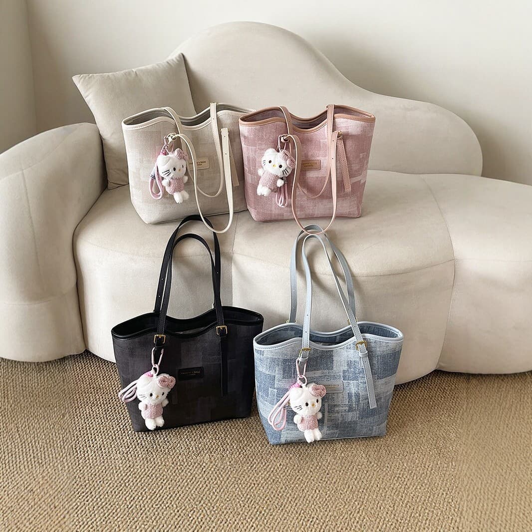 Trending Fall Commuter Bag for Women 2026 New Style Fashionable Shoulder Bag Large Capacity Handheld Bucket Bag