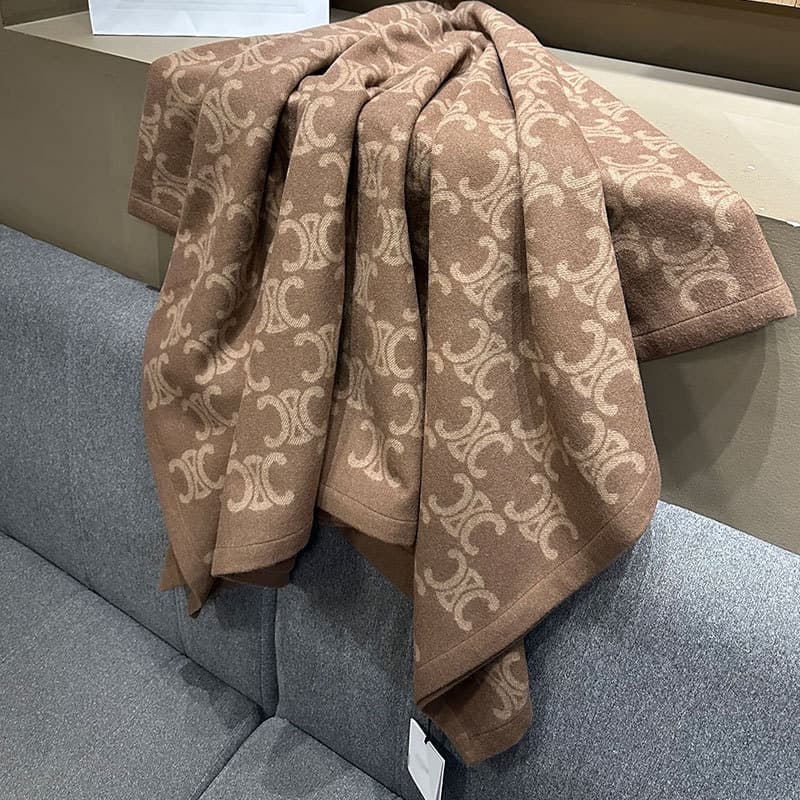 2025 New Arc de Triomphe Monogram Wool Blanket for Women, Popular Style, High-Quality Jacquard, Warm and Soft, Tassel Shawl