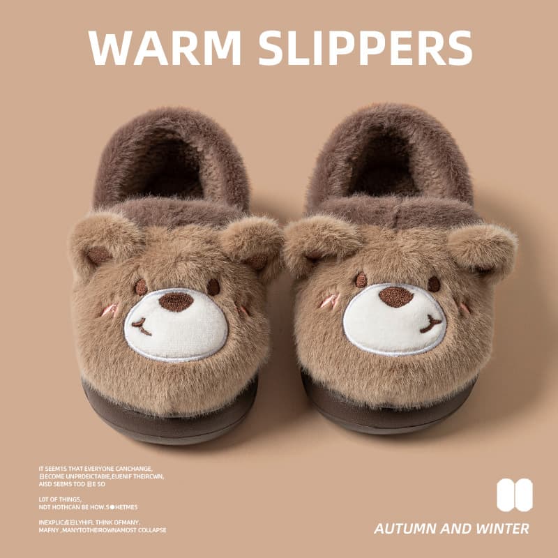 Children's cotton slippers, winter style, cute cartoon animal design, fleece-lined, lightweight, non-slip, warm, perfect for home use, suitable for boys and girls.