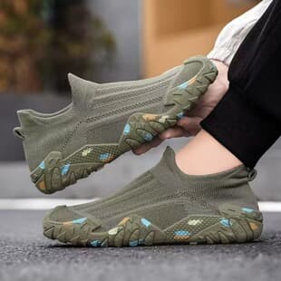 2026 Mesh Casual Men's Walking Shoes Breathable Running Shoes Trendy Sports Shoes New Cross-border Large Size Men's Shoes