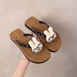 Cute Cartoon Versatile Ins Hot Style Flip Flops for Women, Outdoor Wear, 2026 Summer New Style, Soft Sole Flip Flops for Women