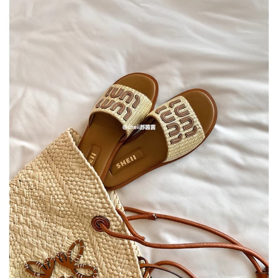 In Stock ~ Vacation Style Women's Slippers Summer Outdoor 2025 New Trendy Beach Sandals Flip Flops