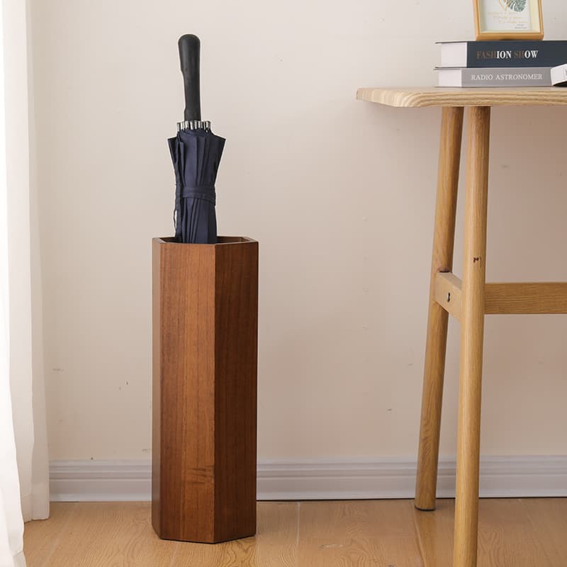 Nordic Japanese-style retro solid wood umbrella stand, wooden umbrella bucket for hotel living room and home, unique creative umbrella storage