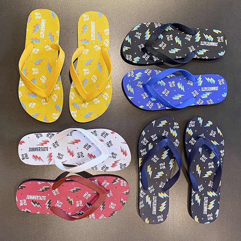 Versatile Flip Flops for Men, Stylish and Trendy for Summer, Indoor and Outdoor Wear, Beach and Sandals for Men