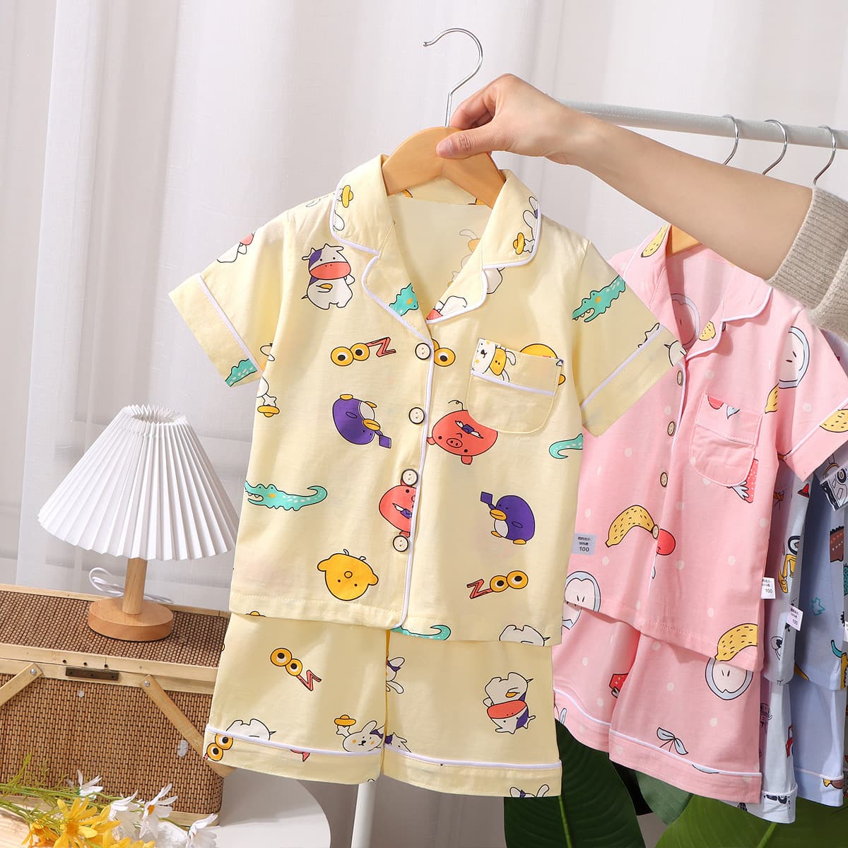 New Children's Homewear Set Medium-Thick Cotton Pajamas Student Air Conditioning Wear Short Sleeve Set