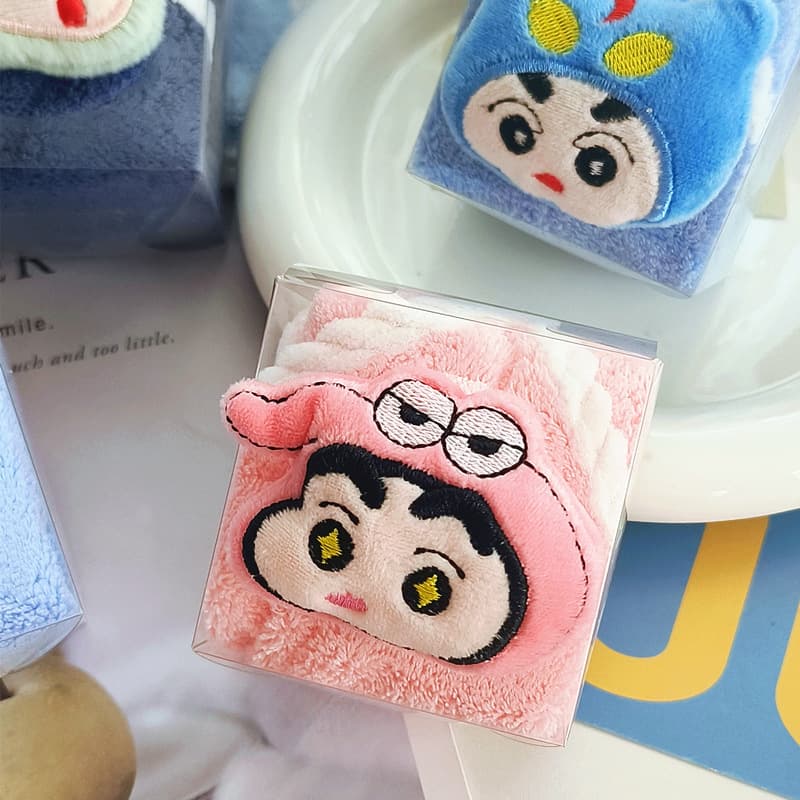 Crayon Shin-chan Figure Towel Souvenir Gift Set for Children Hangable Face Towel Coral Fleece Absorbent Square Towel