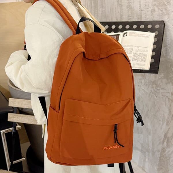 Fashionable New Nylon Backpack for Women, School Backpack for Elementary, Middle, High School and College Students, Large Capacity, Simple and Stylish