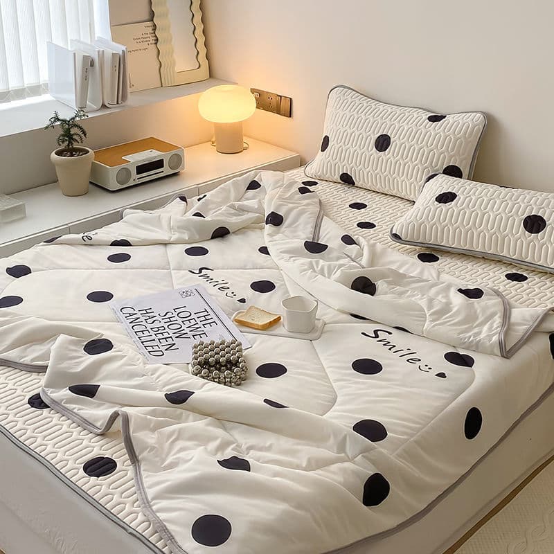 Summer Latex Mat Two-Piece Set, Summer Quilt Four-Piece Set, Machine Washable Ice Silk Mat, Single/Double Soft Mat, Air Conditioning Summer Quilt