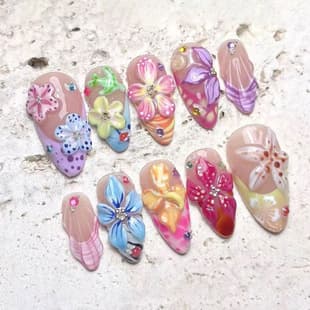 30 Pieces Cross-Border 3D Relief Flower Wearable Nails, Summer Dopamine Hand-Painted Shell Style Pre-Made Nail Tips