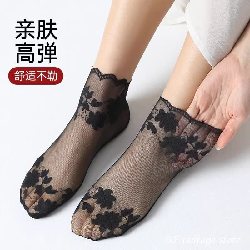 Summer Boat Socks Women's Non-slip Stealth Socks Thin Hollow Lace Solid Color Mid-tube Socks Cross-border