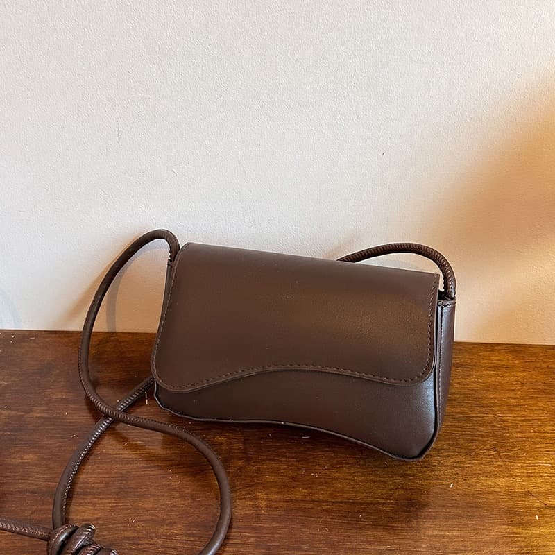 2026 Summer New Simple Fashion Underarm Bag Casual Retro Street Style Shoulder Handbag for Women