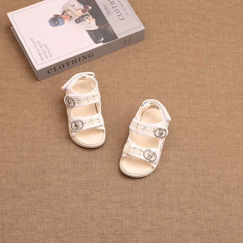 2025 New Summer Sandals for Girls Breathable Sports Beach Sandals for Ages 3-7 Soft Sole Non-Slip Sandals