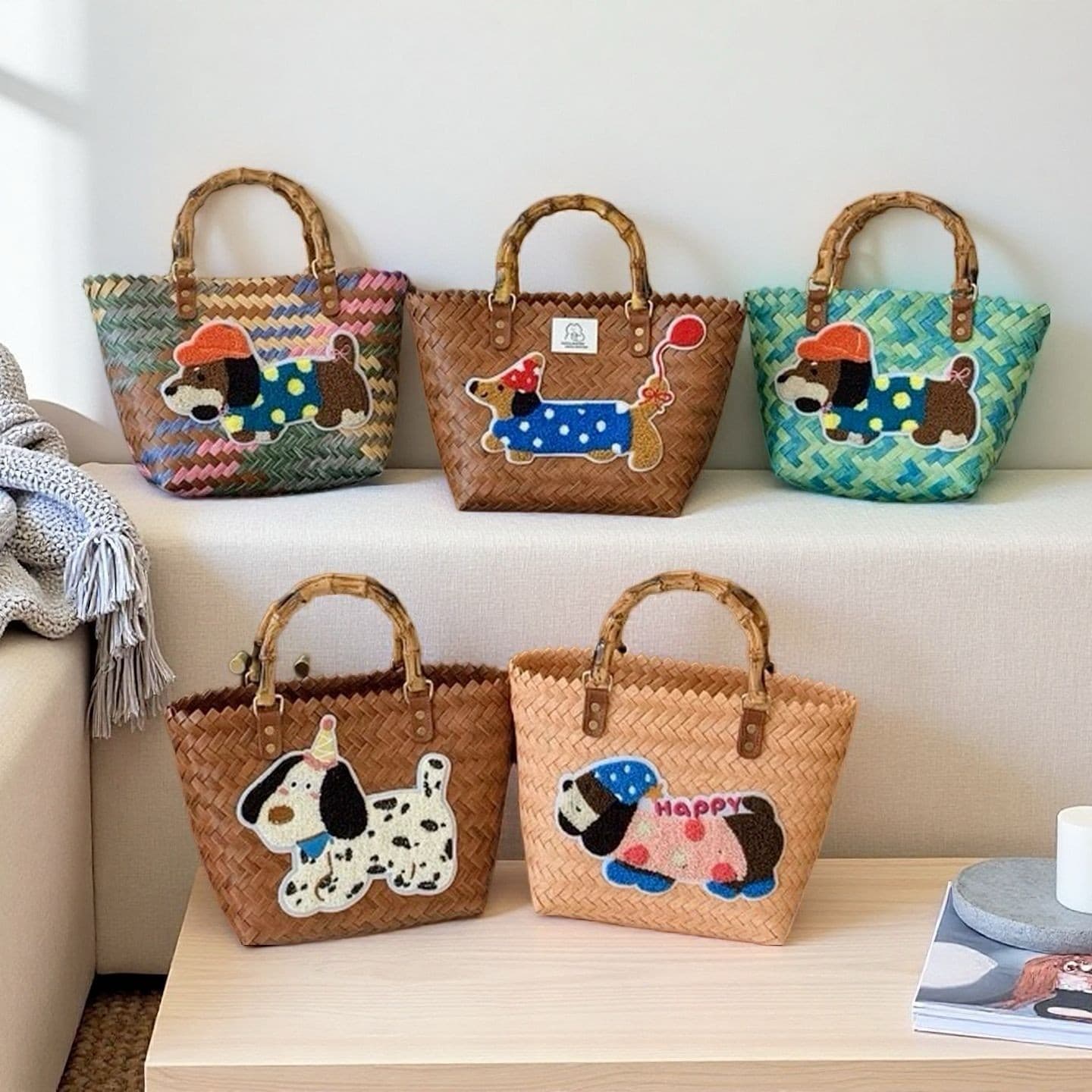 Hand-woven woven vegetable basket, cute dachshund puppy vegetable basket, hand-woven bag woven basket, souvenir basket