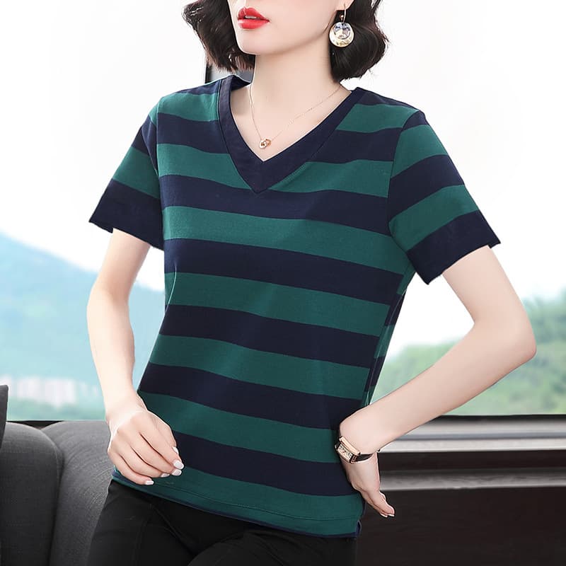 Striped T-Shirt Women Short Sleeve 2022 Summer New Slim Loose V-Neck Top Middle-Aged Women Mother Blouse
