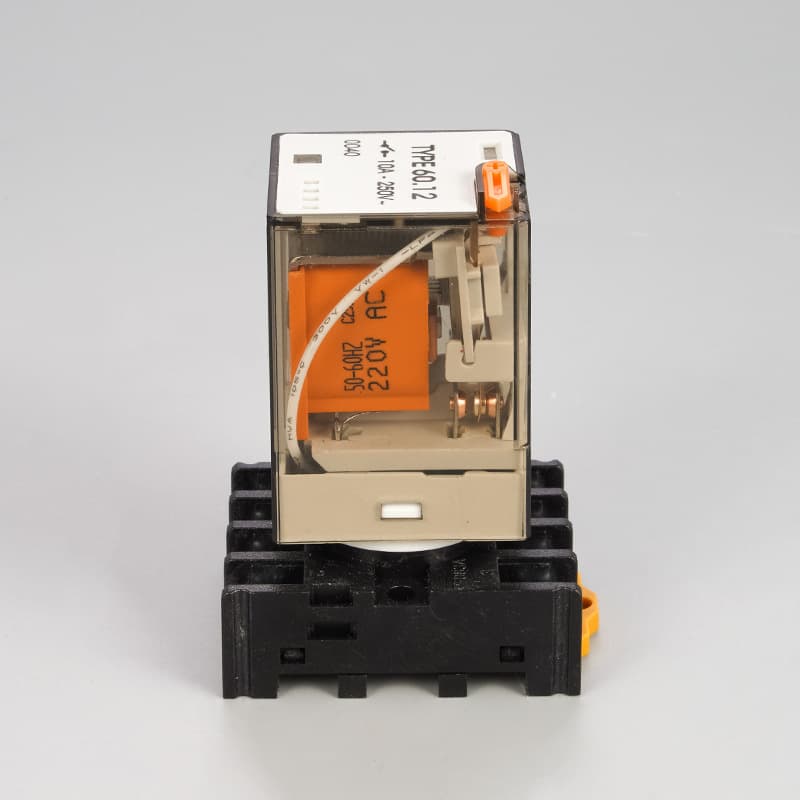 Factory supply full specifications PF083A base 8-pin socket flame-retardant stable bottom plate for intermediate relay