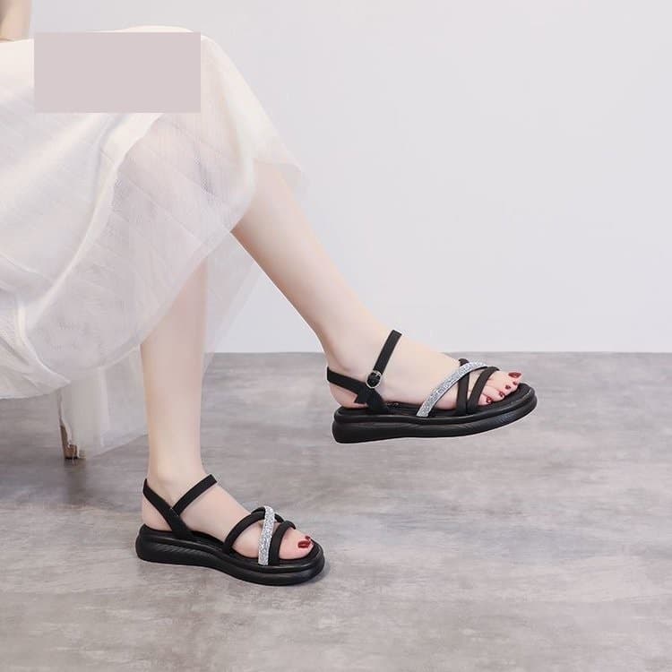 Women's Sandals Summer 2025 New Style Fashionable Versatile Casual Roman Shoes Lightweight Thick Sole Matching Dress Women's Shoes
