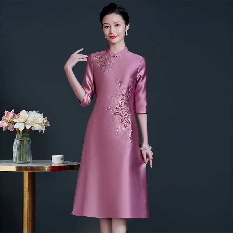 Grandma's Cheongsam Wedding Dress, Mother's Wedding Attire, 2025 New Style, Plus Size, High-End Elegance, Autumn