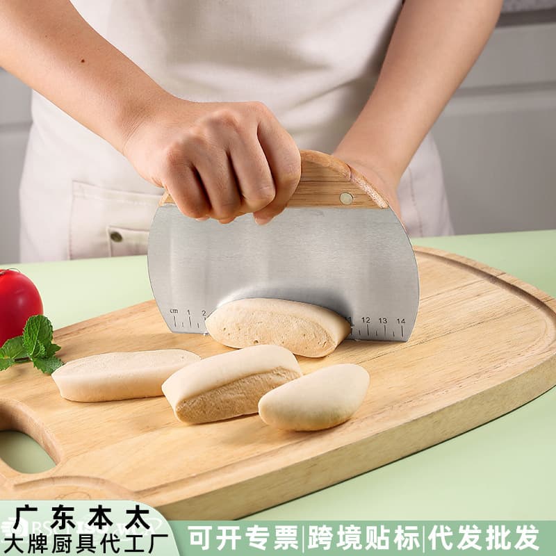 Stainless Steel Dough Scraper with Scale, Pastry Cutter, Rice Noodle Cutter, Semicircle Cake Dough Scraper, Wave Edge