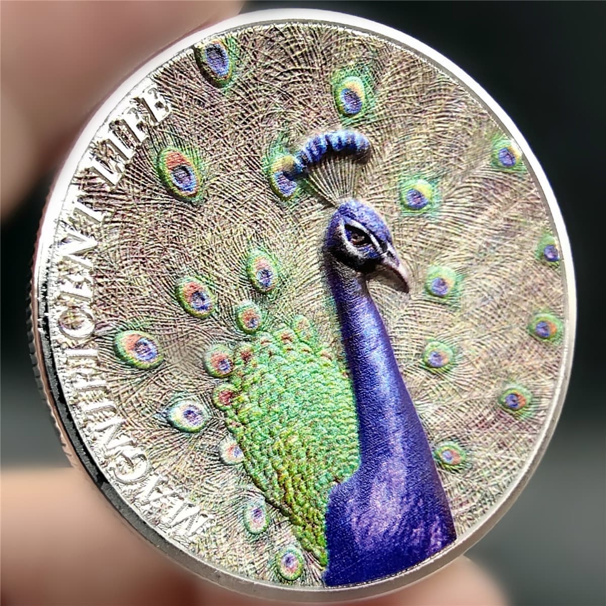 2022 Queen of England Commemorative Coin Peacock Coin High Relief Commemorative Coin Three-dimensional Coin Holiday Gift Coin