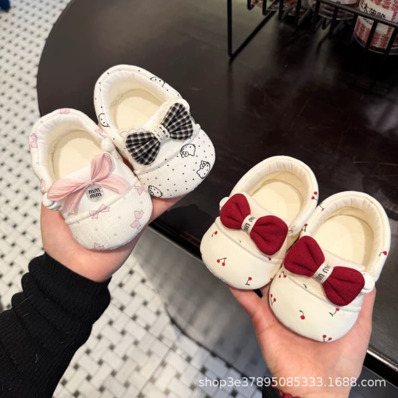 Baby Shoes for Spring and Autumn, 6 to 12 Months, Soft-Soled Non-Slip Shoes for Baby Girls, Princess Style, 0-1 Year Old Pre-Walking Shoes for Newborns