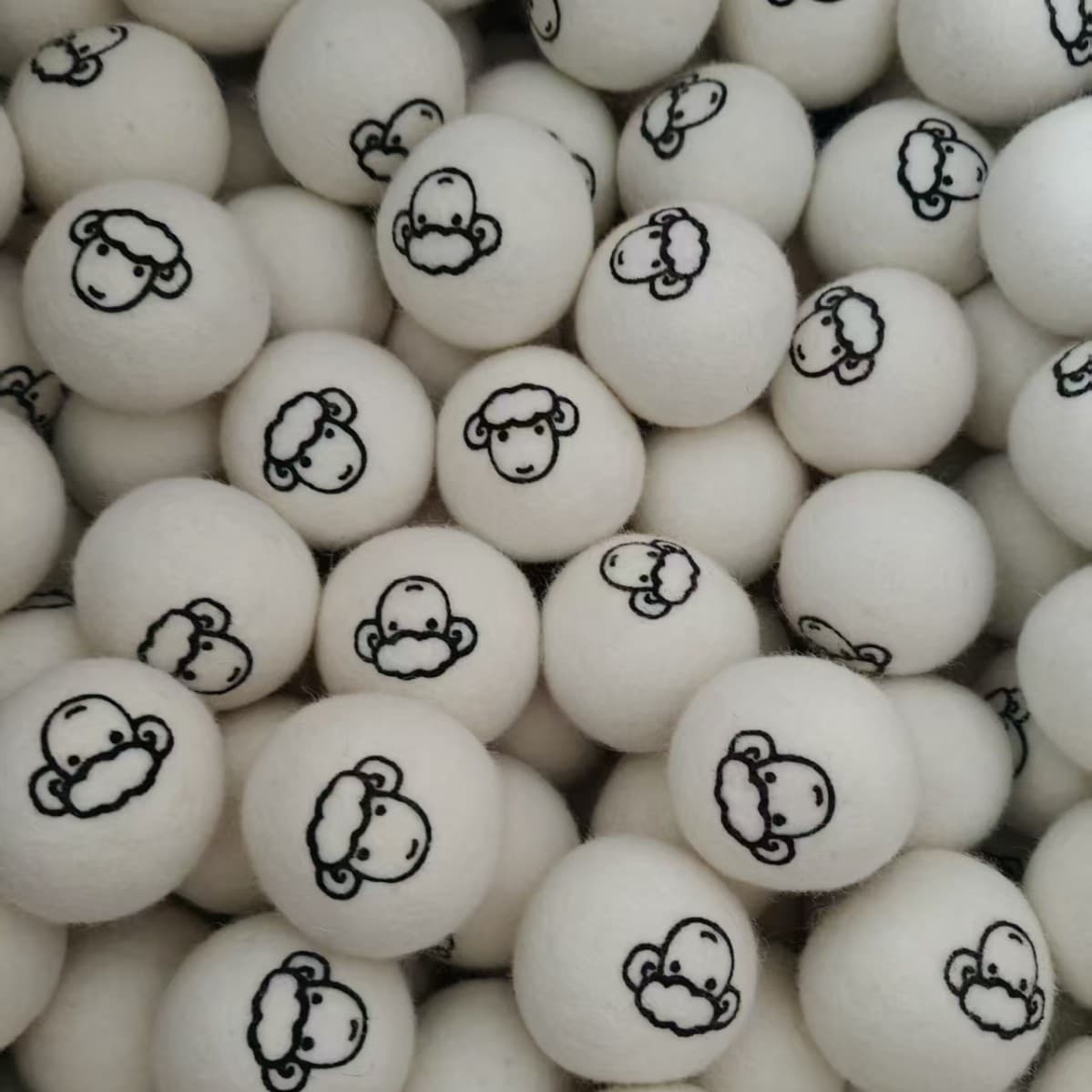 Cat Wool Ball Silent Toy Self-Entertainment Boredom Reliever Cat Teaser Wand Chase Resistant Bite Silent Ball