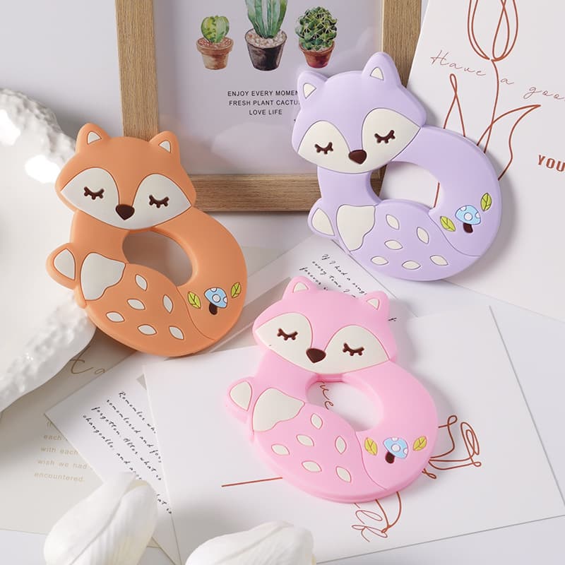 Hot-selling baby teether, high-temperature resistant, boilable, little fox silicone teether, soothing oral stage infant teether